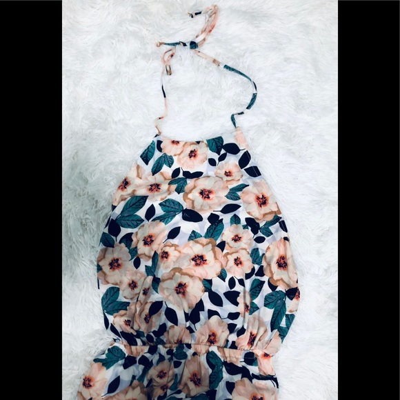 SOLD Dhow Me Your MuMu Magnolia Halter Dress SZ M - Picture 3 of 8